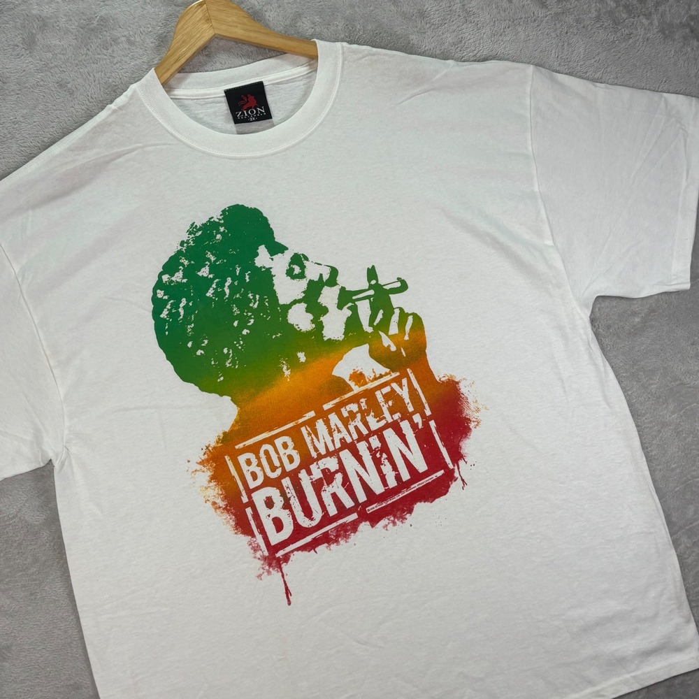 Zion Rootswear Men's Bob‎ Marley Burnin' Graphic T-Shirt White 2XL Multicolor